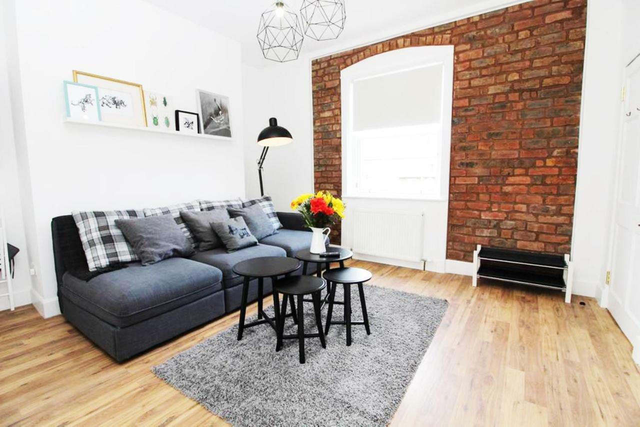 Stylish Flat In 1860'S Listed Building Appartement EDI Buitenkant foto