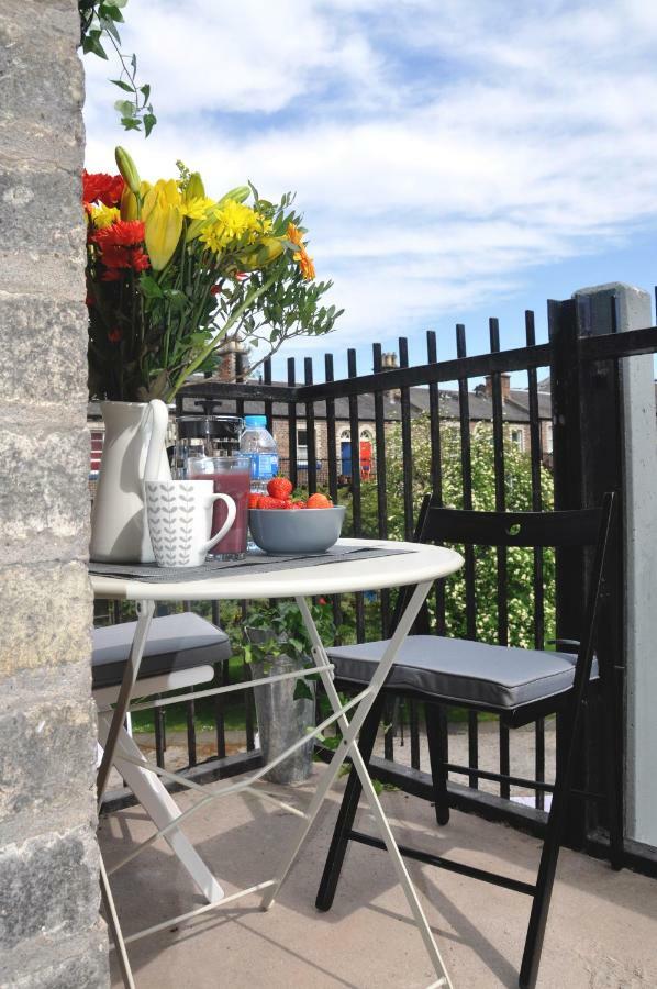 Stylish Flat In 1860'S Listed Building Appartement EDI Buitenkant foto