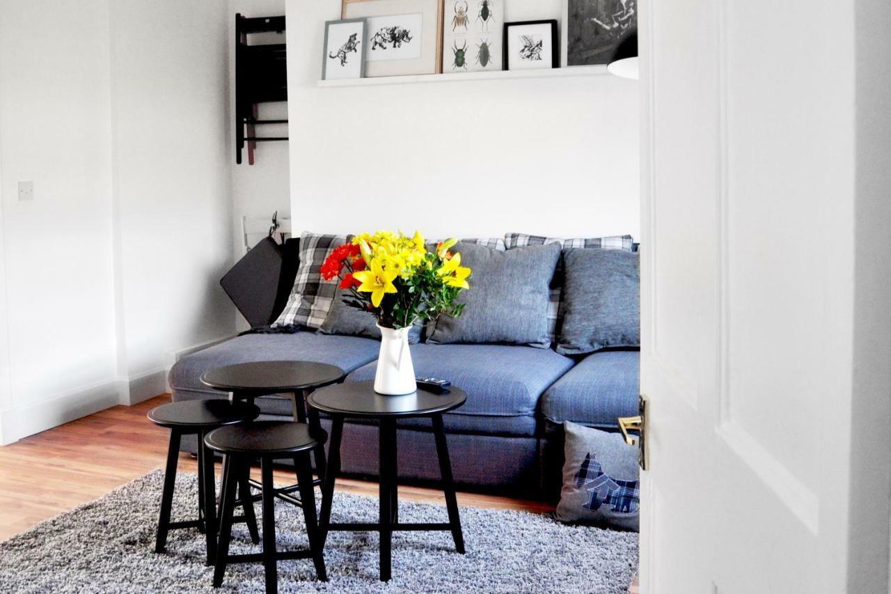 Stylish Flat In 1860'S Listed Building Appartement EDI Buitenkant foto